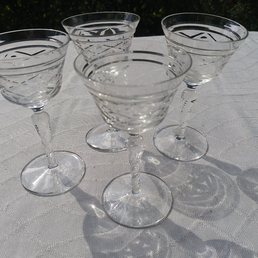 Vintage Rock Sharpe Clear Cut Crystal Wine Glass Set of 4